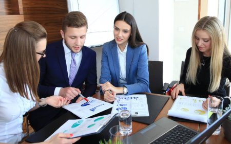 The Role of Dubai Municipality in Regulating Foodstuff License Holders