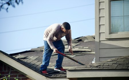 8 DIY Emergency Roof Repair Tips