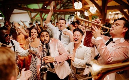 Salut Band: The Ultimate Function Party Band for Luxury Weddings in Italy & Premier Events in London