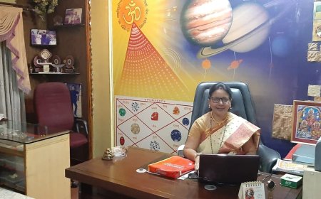 Discover Your Destiny with the Best Astrologer in Nagpur – Pramila Wate