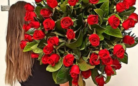 The Secret to Memorable Gifting: Why Fresh Flowers Still Matter in a Digital World