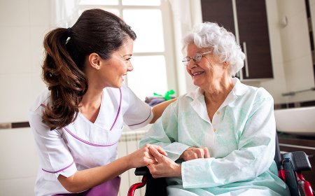 How to Supplement Home Care Services in Dubai with Family Support