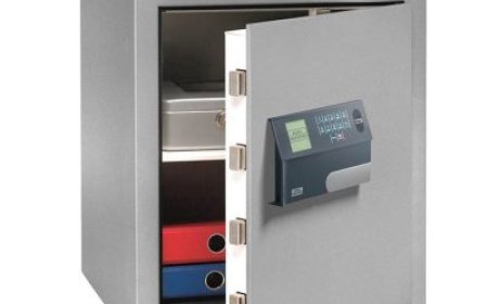 Can Biometric Safes Be Hacked? Security Risks Explained