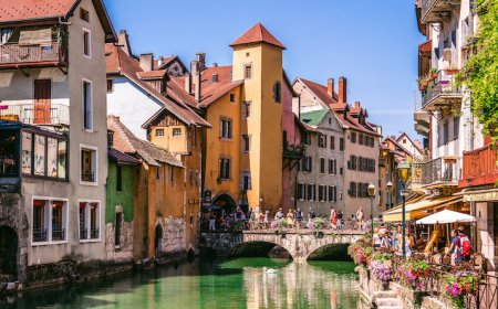 Join a French School in Annecy for Intensive Courses and Immersive Learning